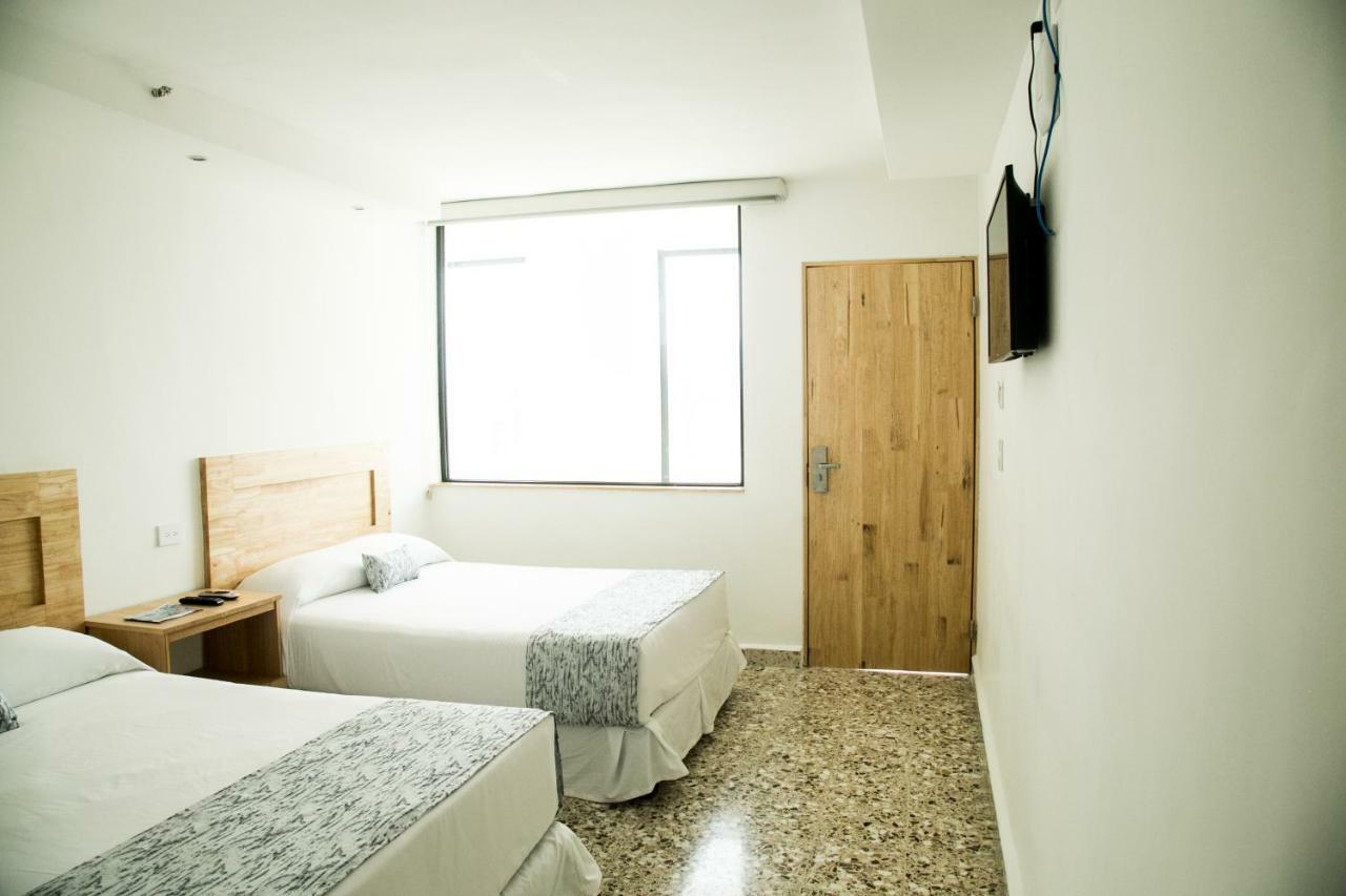 Booking 500 Monterrey Exteriér fotografie