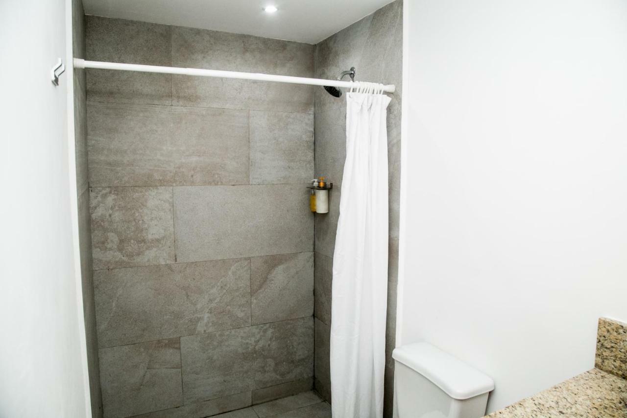 Booking 500 Monterrey Exteriér fotografie