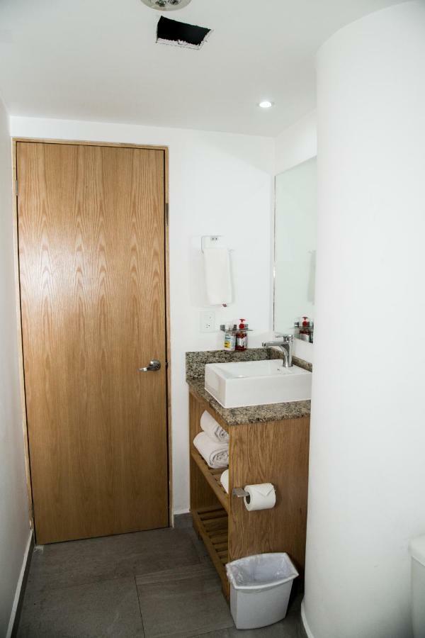 Booking 500 Monterrey Exteriér fotografie