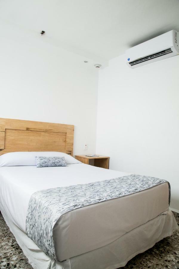 Booking 500 Monterrey Exteriér fotografie