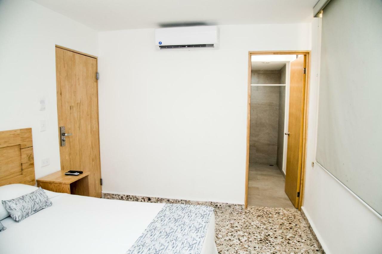 Booking 500 Monterrey Exteriér fotografie
