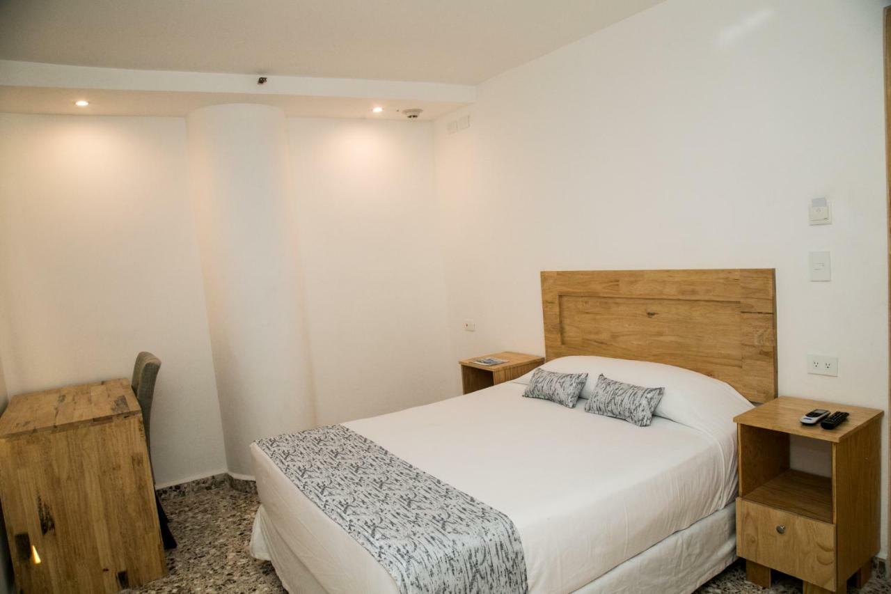 Booking 500 Monterrey Exteriér fotografie
