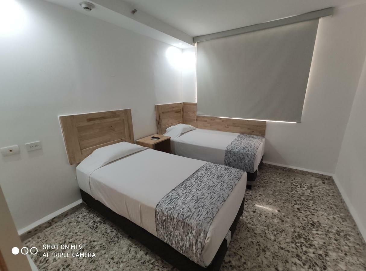 Booking 500 Monterrey Exteriér fotografie