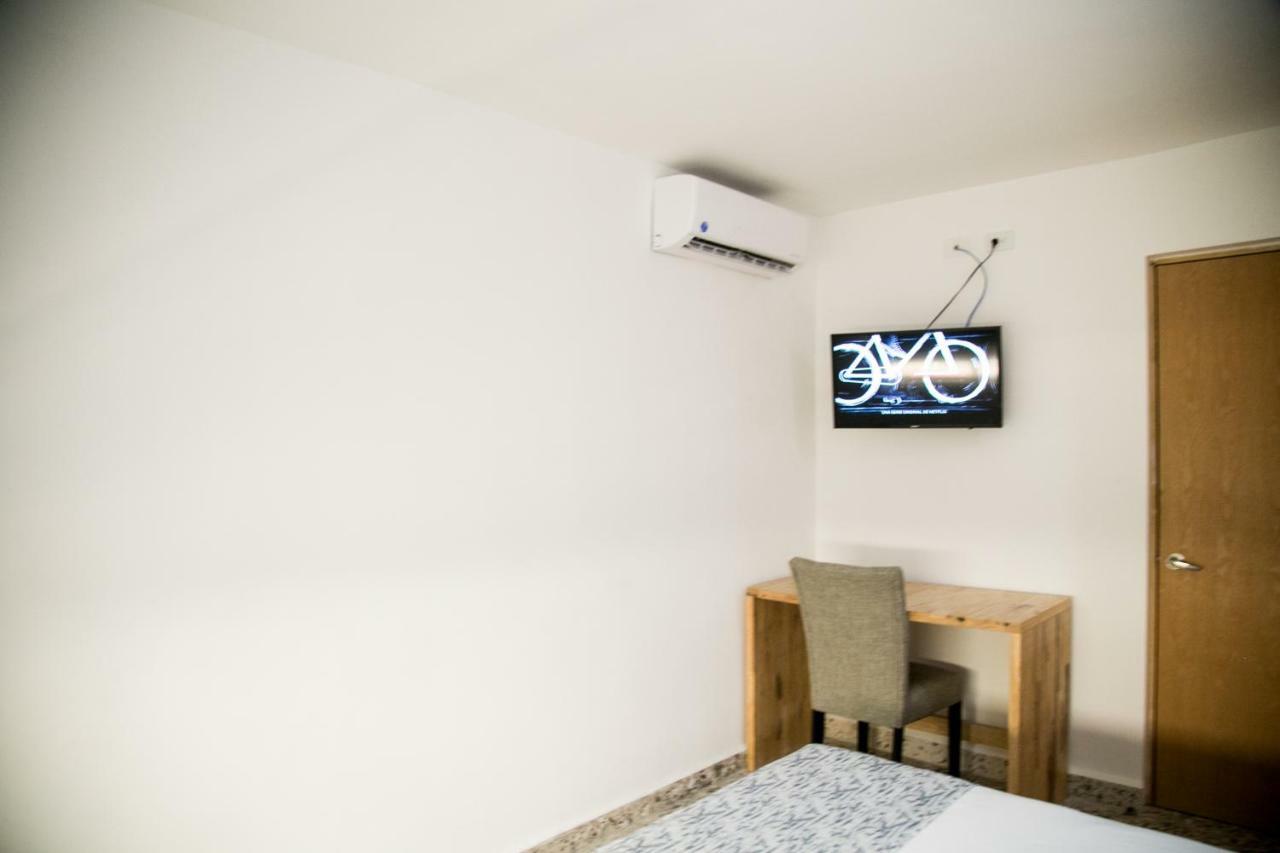 Booking 500 Monterrey Exteriér fotografie